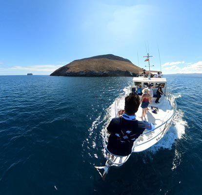 Galapagos Ferry Transportation vs Day Tours